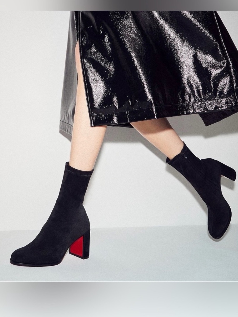 Christian Louboutin
Stretchadoxa 70mm Black
Suede Ankle Boots block heels